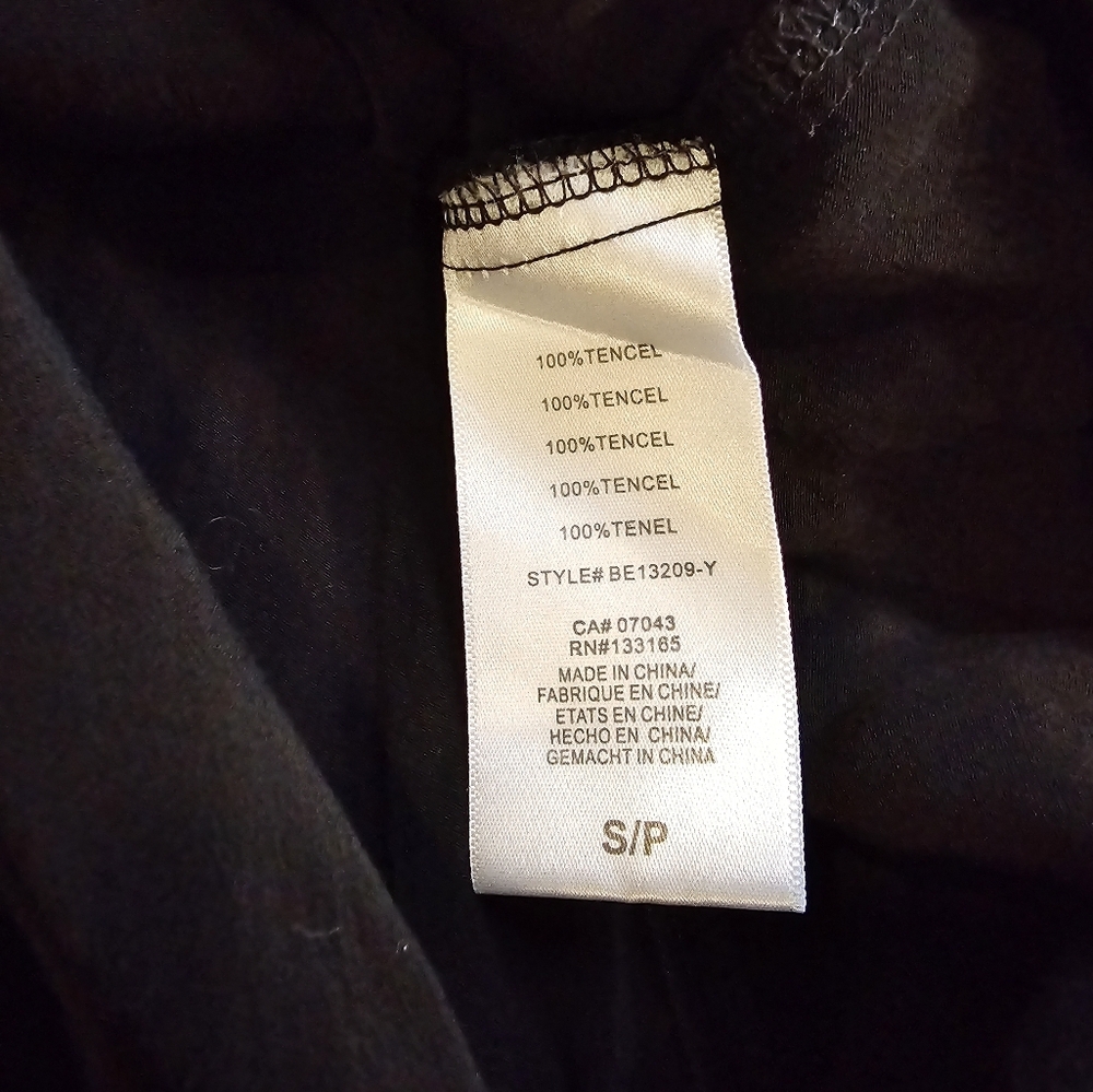 Anthropologie eri & ali Misha Embroidered Ruffle Swing Top Size Small - Picture 4 of 7